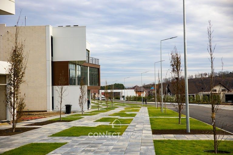 Str. Bisericii, Buiucani, Chisinau