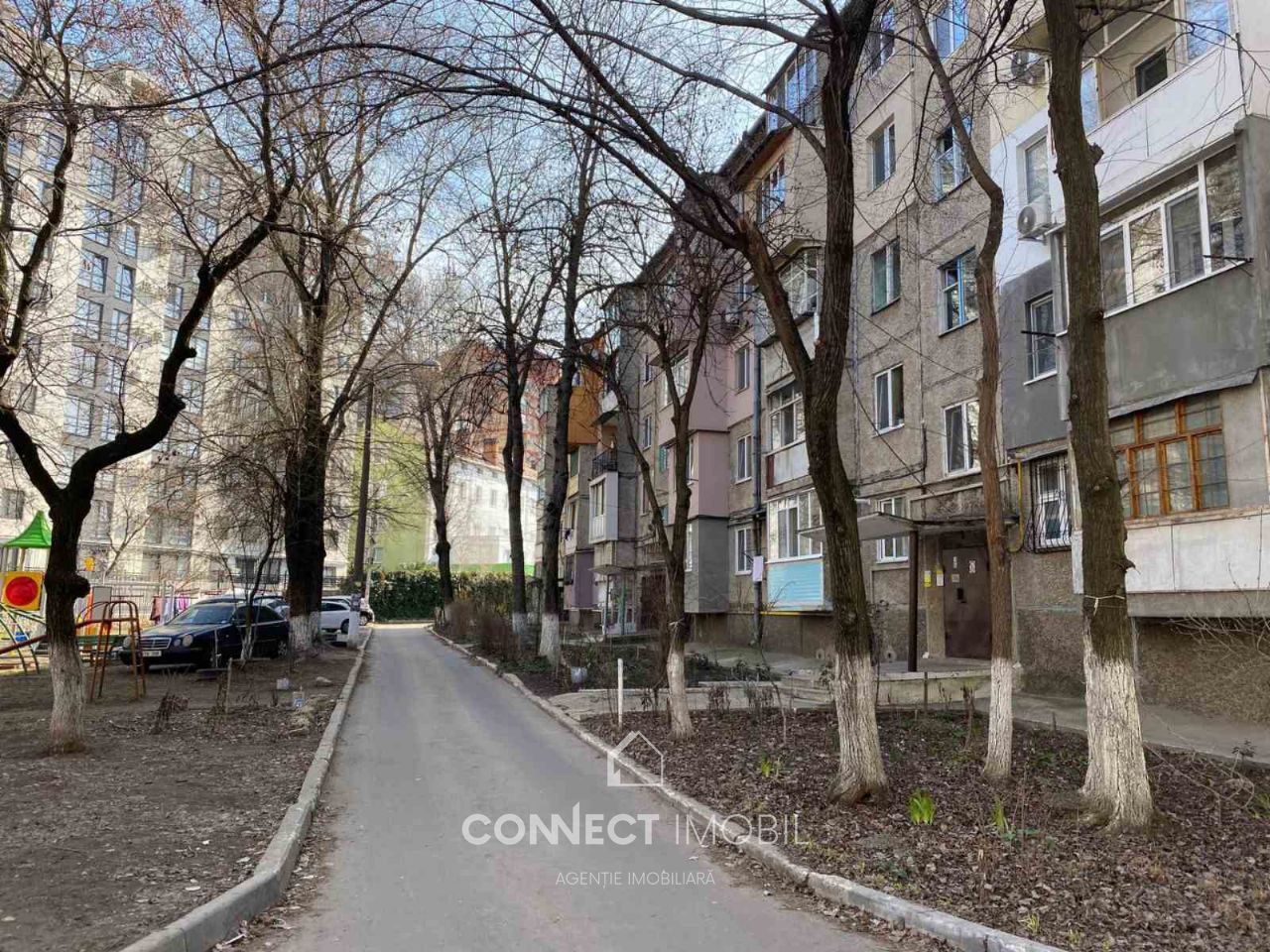 Str. Trandafirilor, Botanica, Chisinau