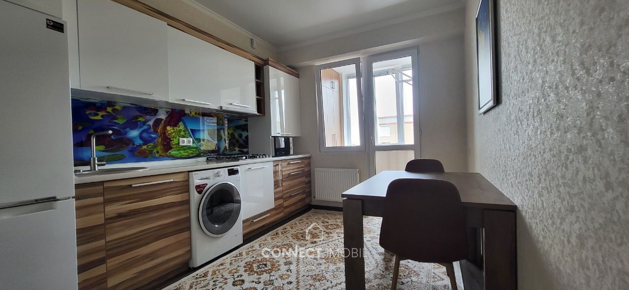 Str. Alba Iulia , Buiucani , Chisinau