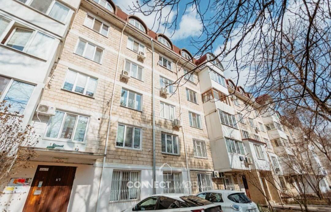 str.  Trandafirilor, Botanica, Chisinau