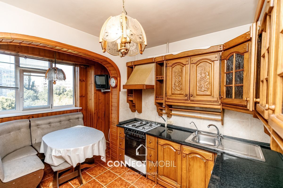 bd. Decebal, Botanica, Chisinau