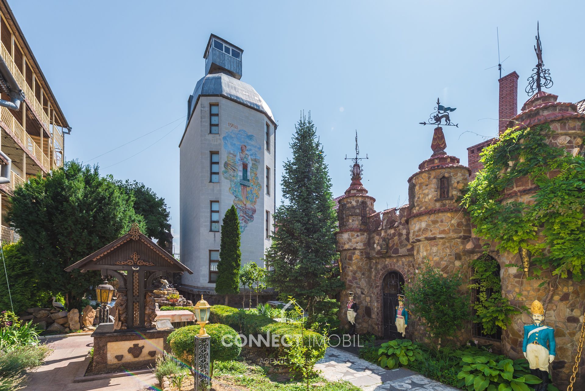 Moldova, Ternovka, Туристический комплекс "Усадьба Корзуна" и Музей "Бутылка"