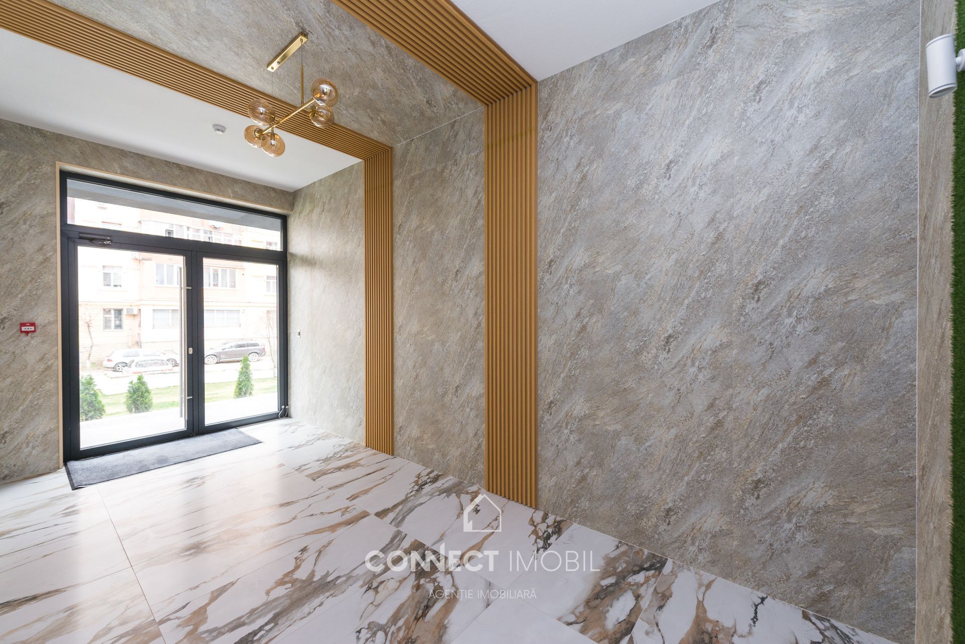 Str. Pietrarilor 12/4, 3x 250k